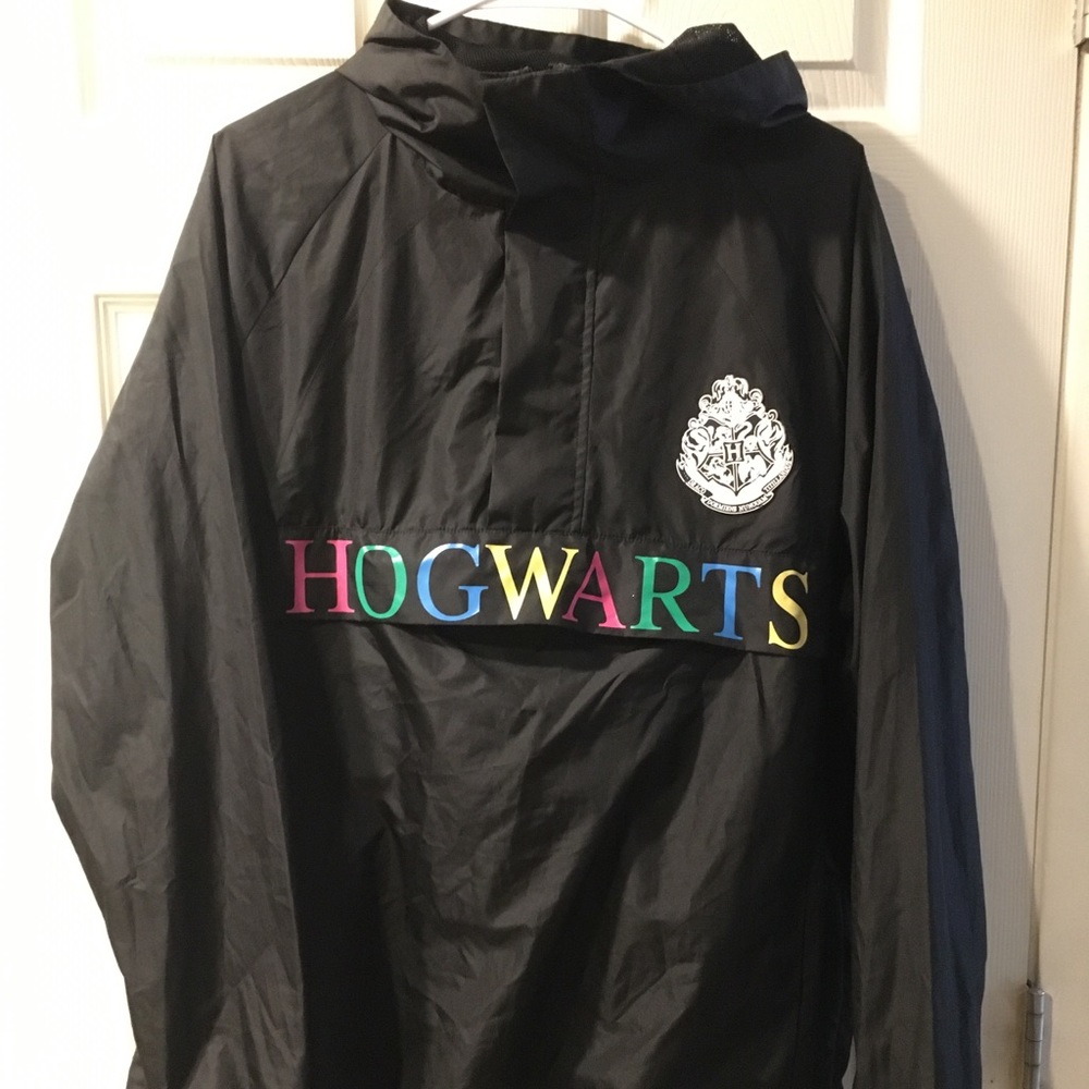 Box Lunch Hogwarts Anarok Jacket